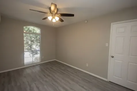 4647 Wild Indigo Street 355 Houston TX 77027