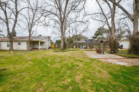 1205 12th Street Hempstead TX 77445