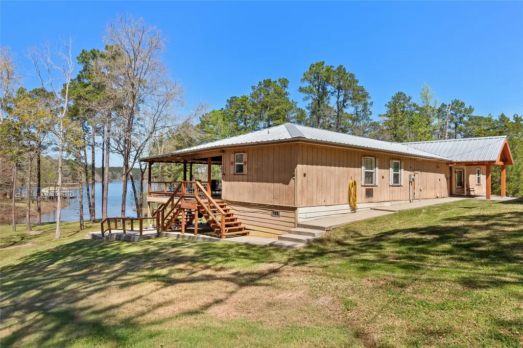 286 Lynwood Burkeville TX 75932