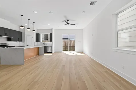 971 Highland Light Lane Houston TX 77091