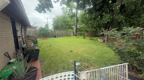 4930 Teton Street Houston TX 77033