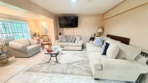 4930 Teton Street Houston TX 77033