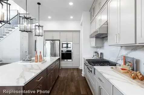 12039 Lake View Boulevard Mont Belvieu TX 77523