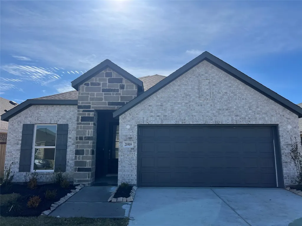 22218 San Lioni Lane Hockley TX 77447