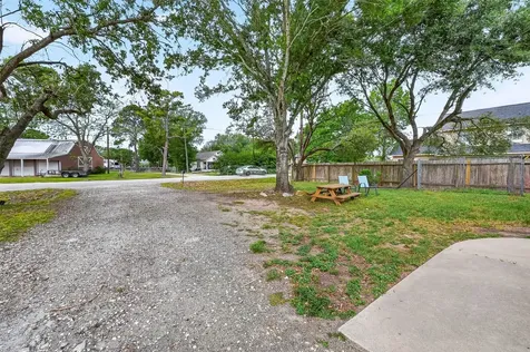 2719 Richmond Street Needville TX 77461