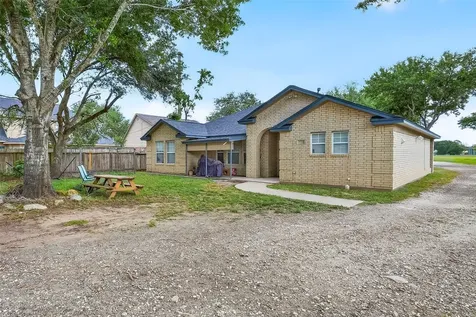 2719 Richmond Street Needville TX 77461