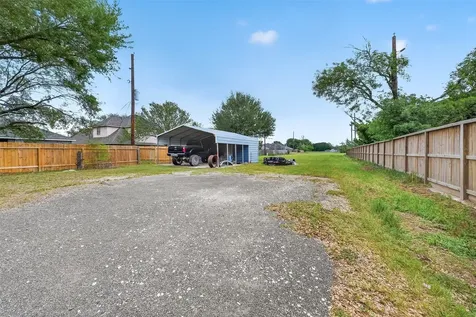 2719 Richmond Street Needville TX 77461