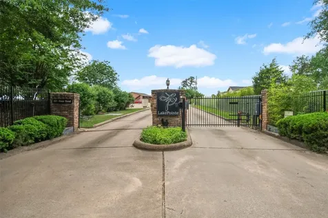801 River Road F120 Montgomery TX 77356