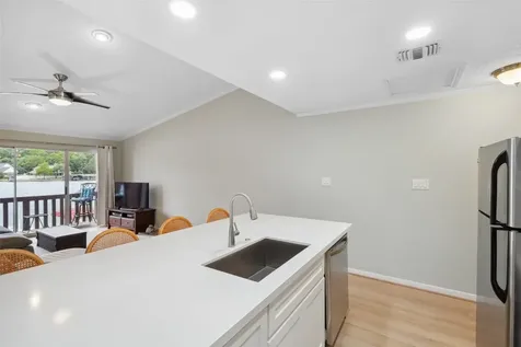 801 River Road F120 Montgomery TX 77356