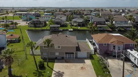 784 Marlin Bayou Vista TX 77563
