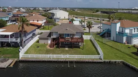 784 Marlin Bayou Vista TX 77563