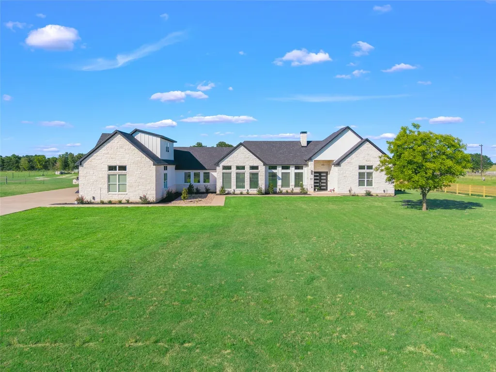 13504 Hudson Farms Road Franklin TX 77859