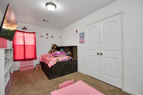 985 Lake View Circle W Brookshire TX 77423