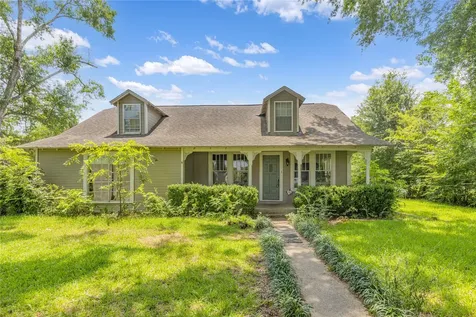 9283 State Highway 75 S New Waverly TX 77358