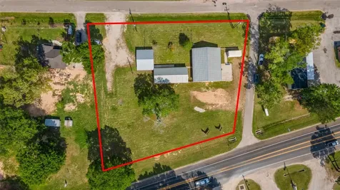22360 Highway 321 Cleveland TX 77327