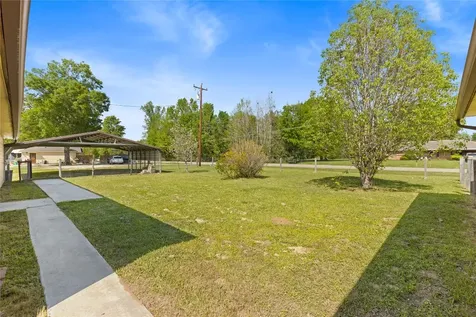 22360 Highway 321 Cleveland TX 77327