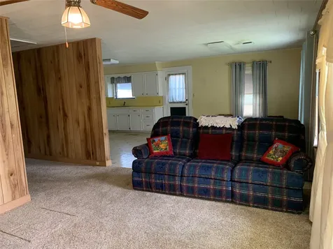 908 Paulus Street Schulenburg TX 78956