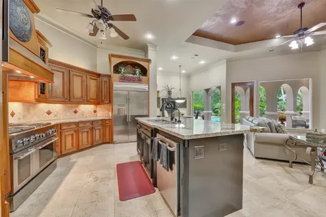 2117 San Miguel Drive Friendswood TX 77546