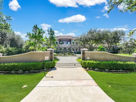 2117 San Miguel Drive Friendswood TX 77546