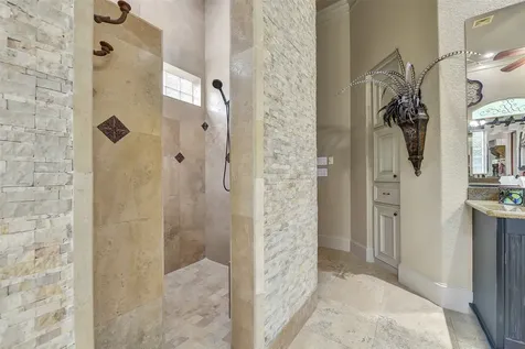2117 San Miguel Drive Friendswood TX 77546