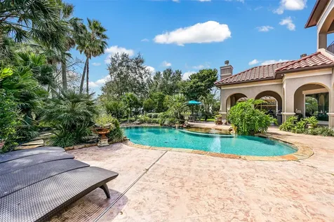 2117 San Miguel Drive Friendswood TX 77546