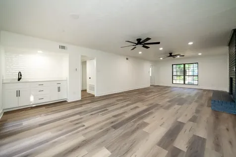 1503 Waterlily Lane Longview TX 75604