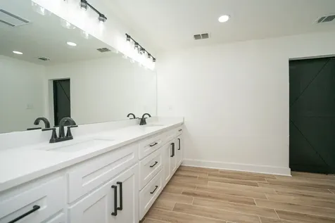1503 Waterlily Lane Longview TX 75604