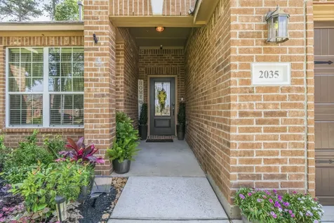 2035 Borthwick Lane Conroe TX 77301