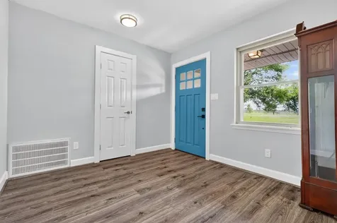 379 Hale Road Bay City TX 77414