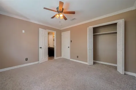 15509 Lakeview Drive Jersey Village TX 77040