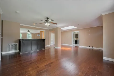 15509 Lakeview Drive Jersey Village TX 77040