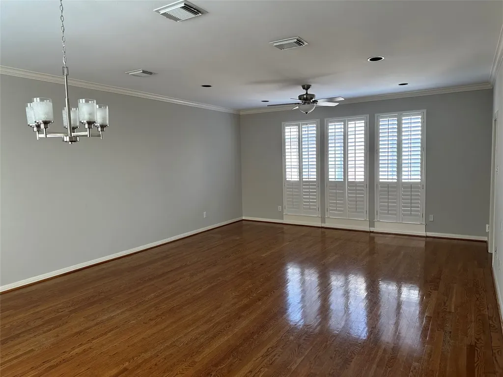 4113 Blossom Street B Houston TX 77007