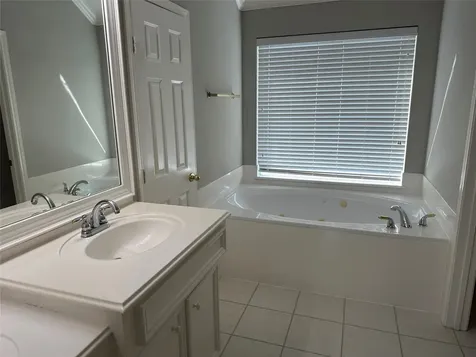 4113 Blossom Street B Houston TX 77007