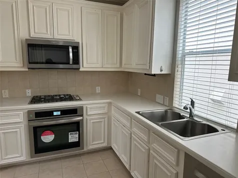 4113 Blossom Street B Houston TX 77007