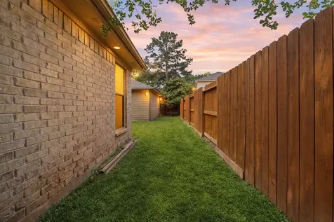 17526 Golden Glade Lane Houston TX 77095