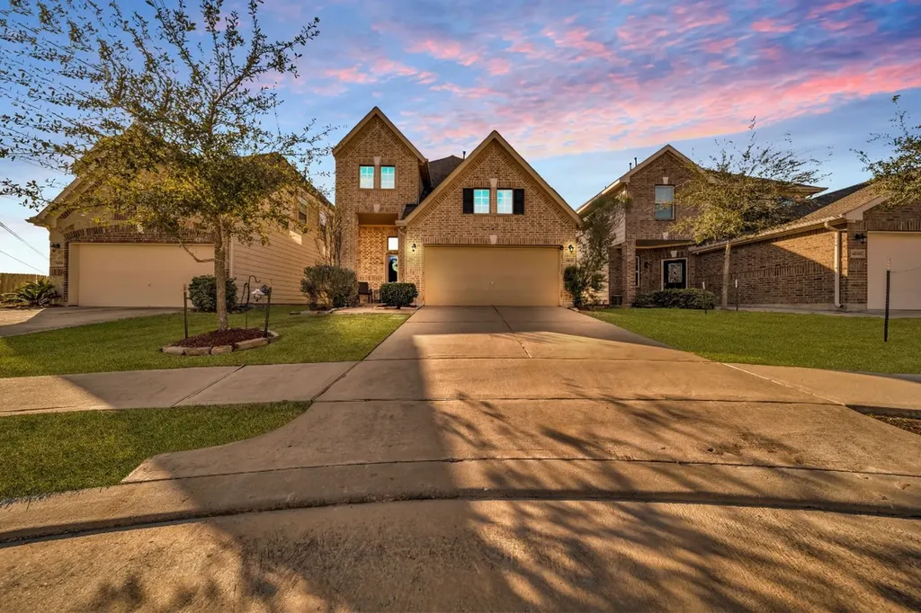 14212 Portrait Court Houston TX 77045