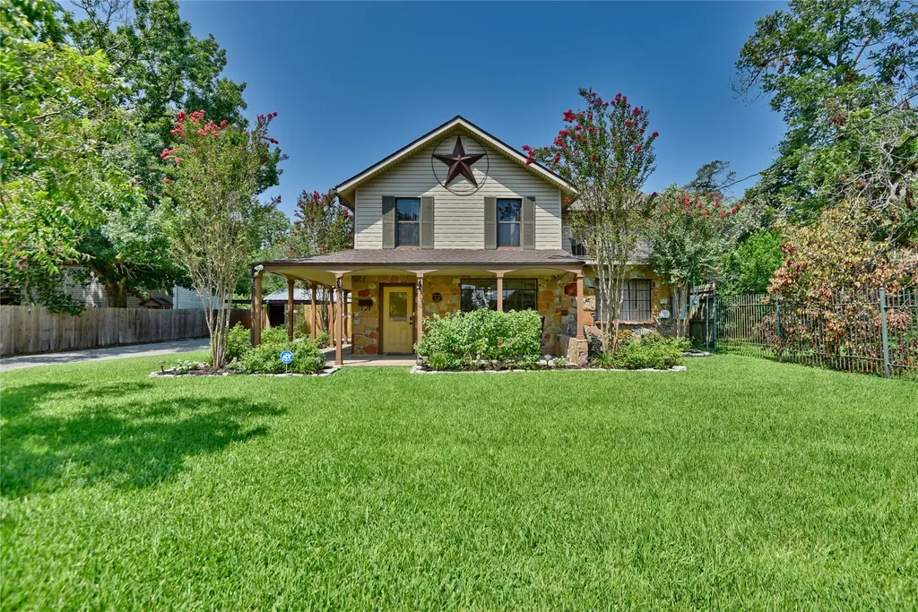 706 S Market Street Brenham TX 77833