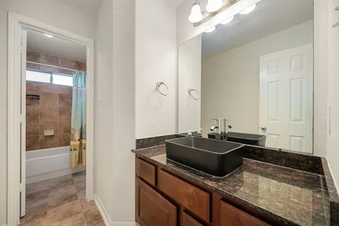 2321 Lakeway Drive Friendswood TX 77546
