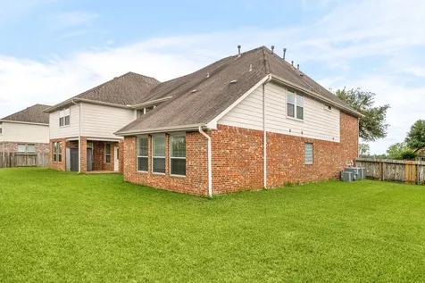 2321 Lakeway Drive Friendswood TX 77546