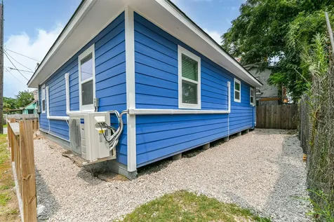 812 38th Street Galveston TX 77550