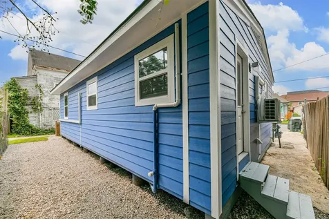 812 38th Street Galveston TX 77550