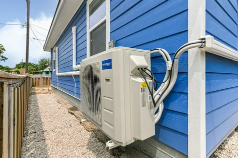812 38th Street Galveston TX 77550