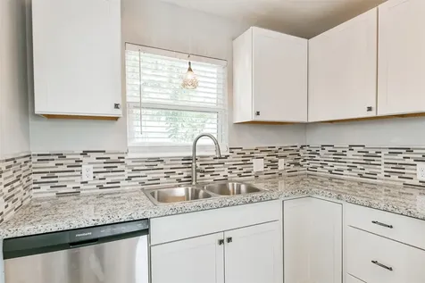 812 38th Street Galveston TX 77550