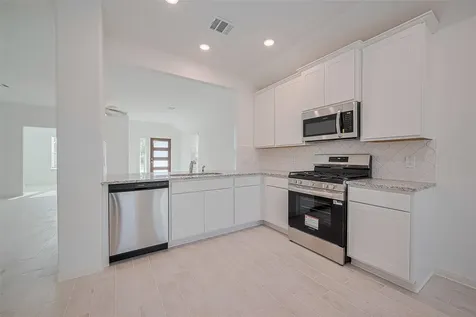 2212 Manila Lane Texas City TX 77568