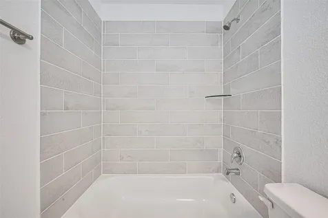 2212 Manila Lane Texas City TX 77568