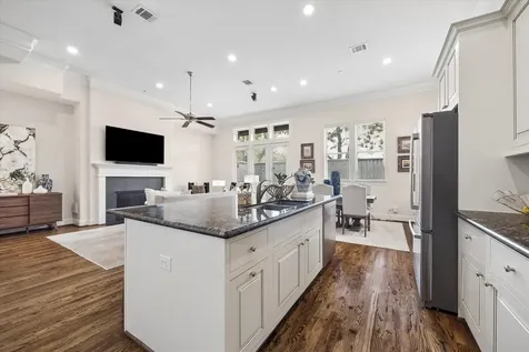 10906 Wrenwood Green Houston TX 77043