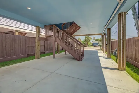 2311 67th Street Galveston TX 77551