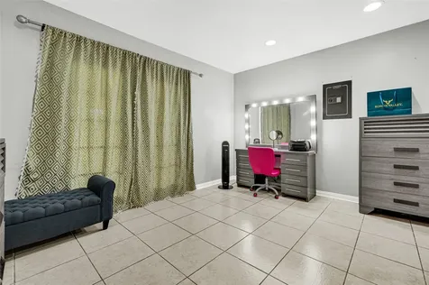 10010 Valley Park Drive Houston TX 77078