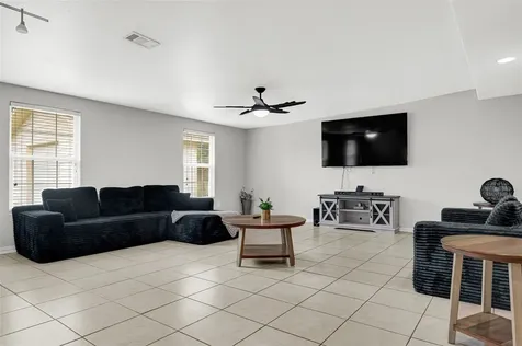 10010 Valley Park Drive Houston TX 77078