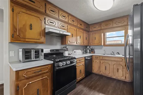19961 Englin Road Winnie TX 77665